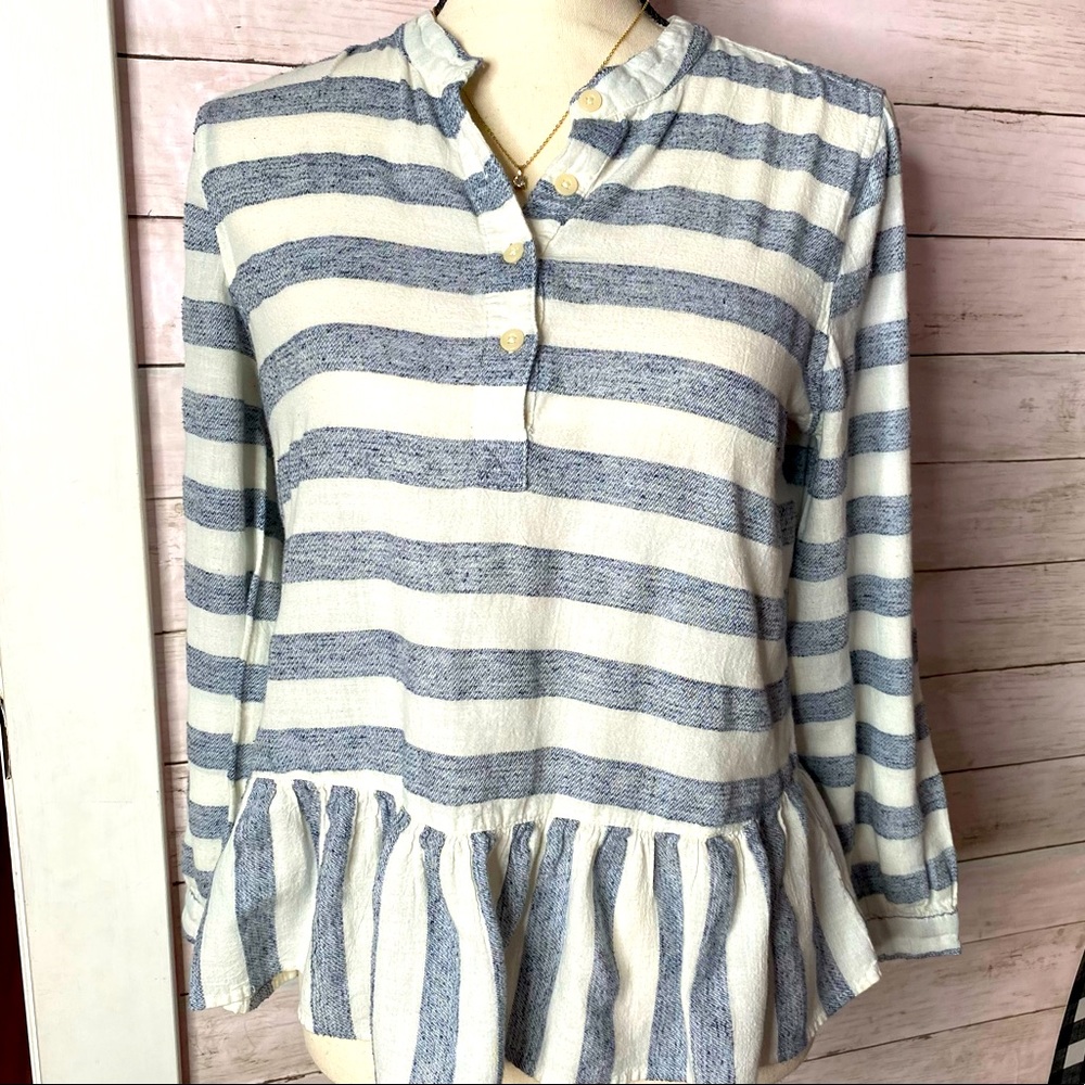 Lucky brand blouse with bottom hem flare